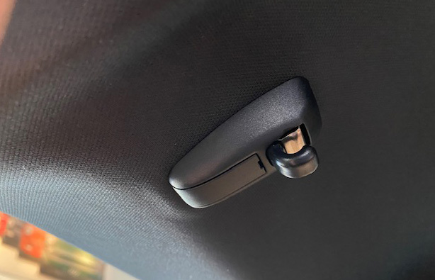 Sun Visor Clip - Cayenne (2019 ) : Suncoast Porsche Parts & Accessories - View #8